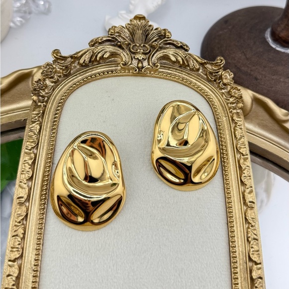 Sculptural Gold Drop Earrings | Hypoallergenic Stainless Steel | Modern Organic - Picture 6 of 9